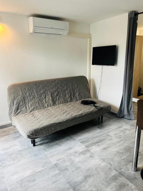 Cavaliere Studio 2 Pers Terrasse Le Lavandou Luaran gambar